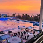 Mansion En La Playa Con Piscina Cartagena