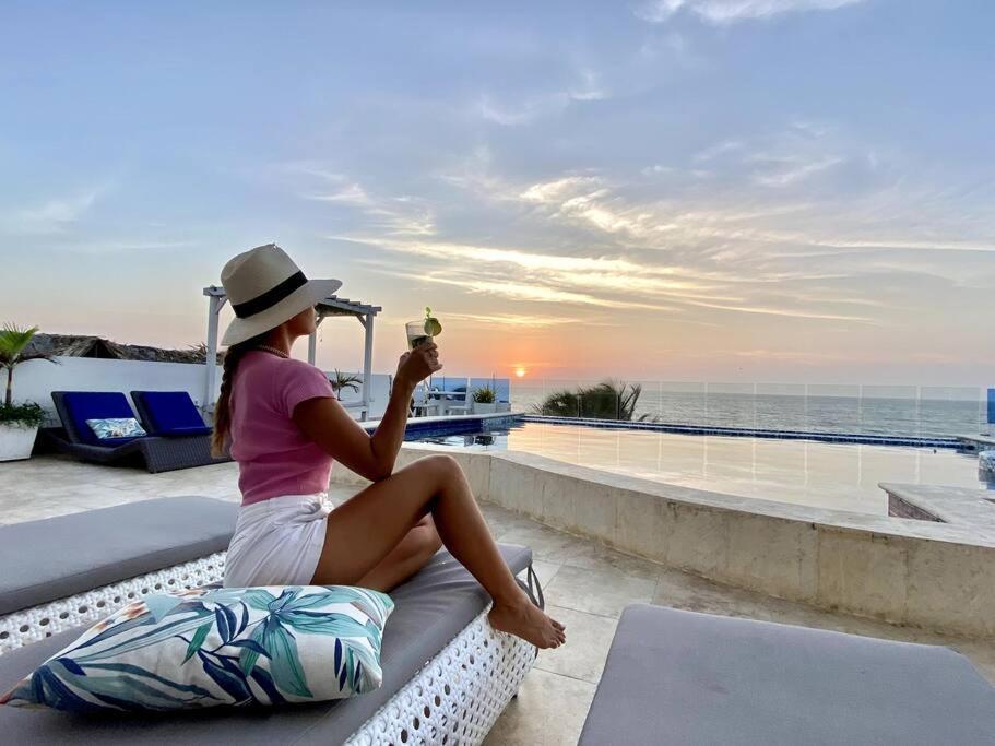 Mansion En La Playa Con Piscina * Cartagena