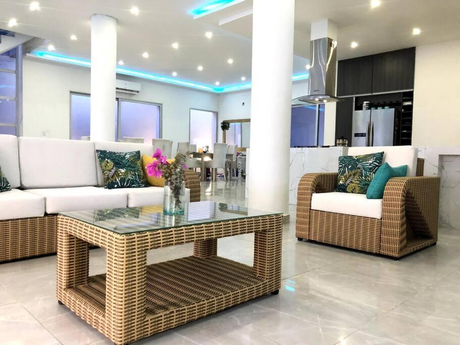 Villa Mansion En La Playa Con Piscina Cartagena