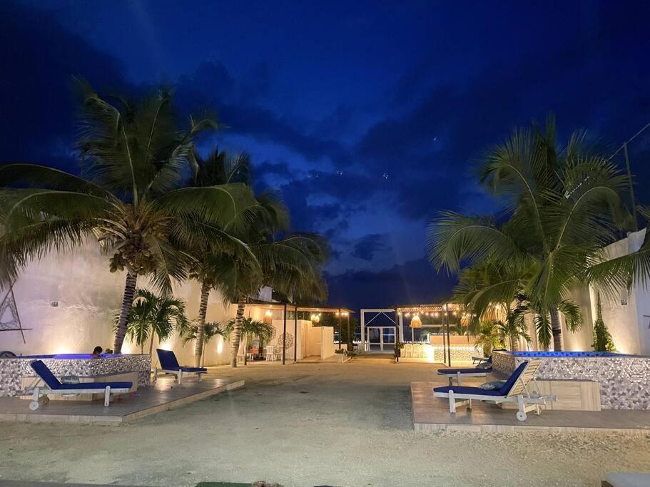 Mansion En La Playa Con Piscina *