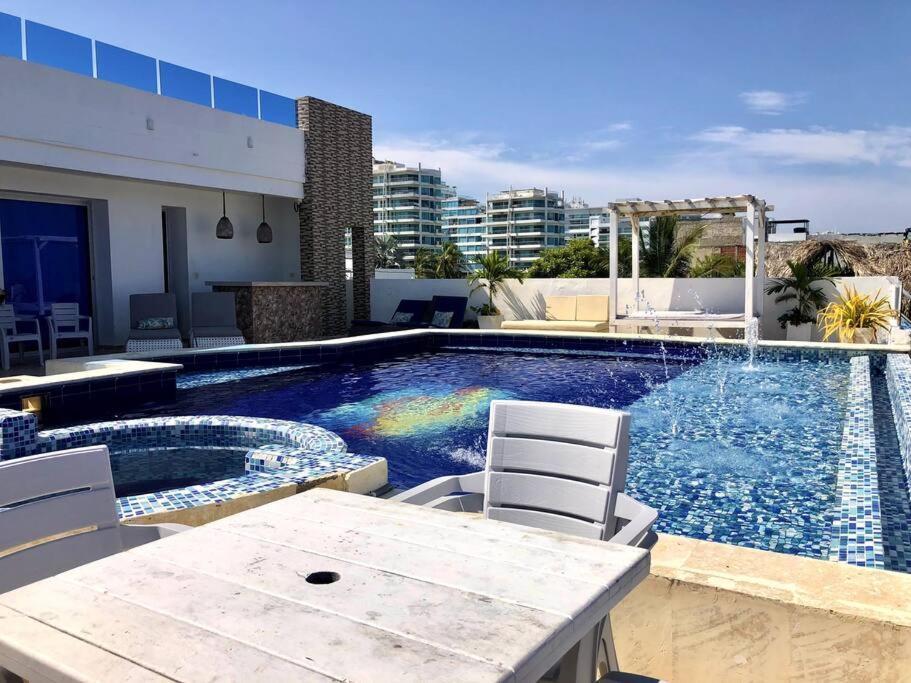 Mansion En La Playa Con Piscina Villa *